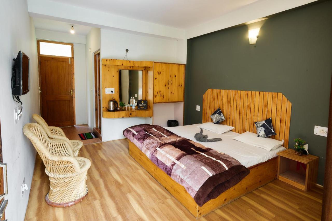 Hotel The Mad King'S House & Cafe Manāli Zewnętrze zdjęcie
